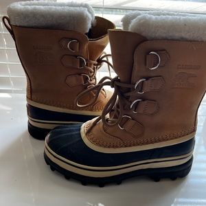 Sorel Women's Winter Boots in Tan and Black